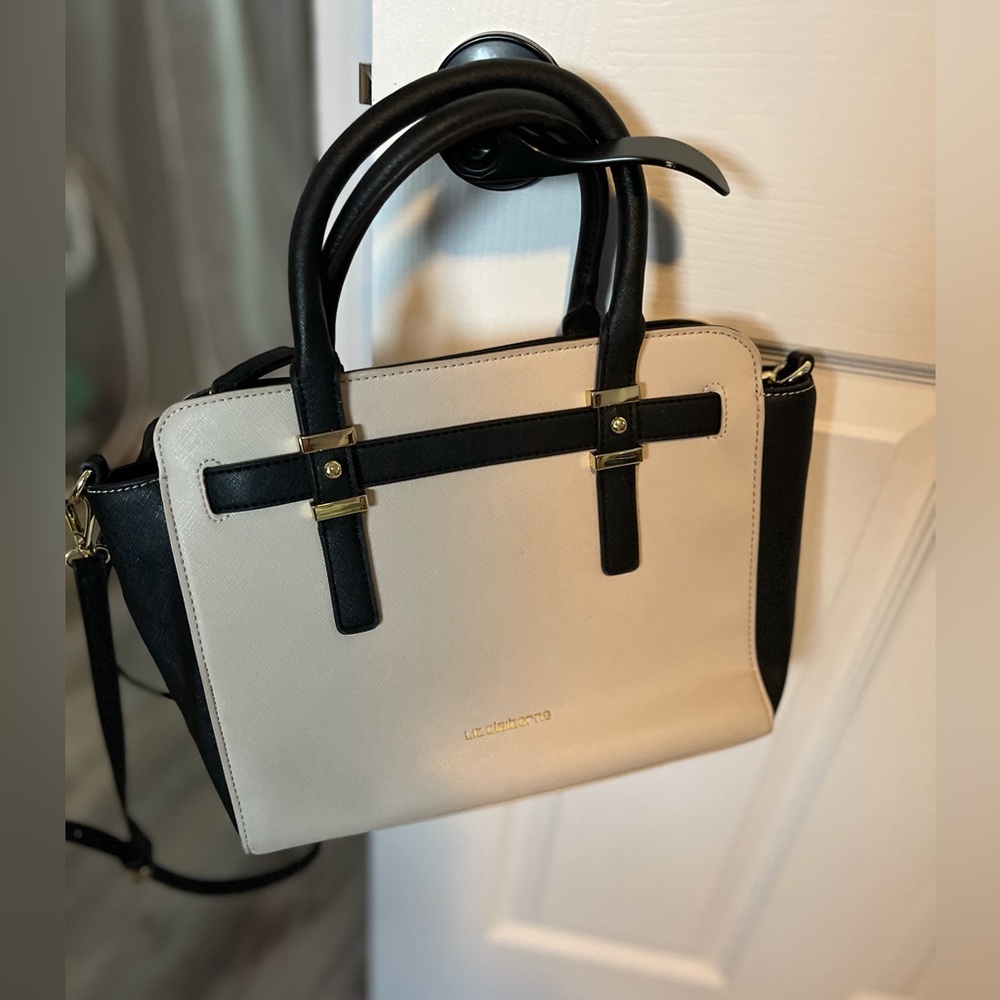 Liz C purse never been used